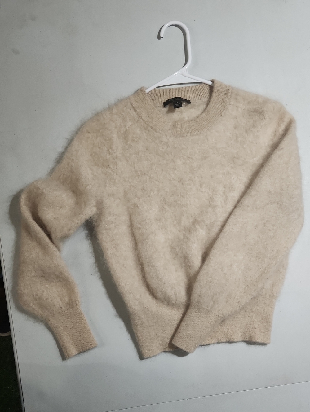 Ann Taylor Brushed Cashmere Cream Crewneck Sweater Women's Med Winter 2024